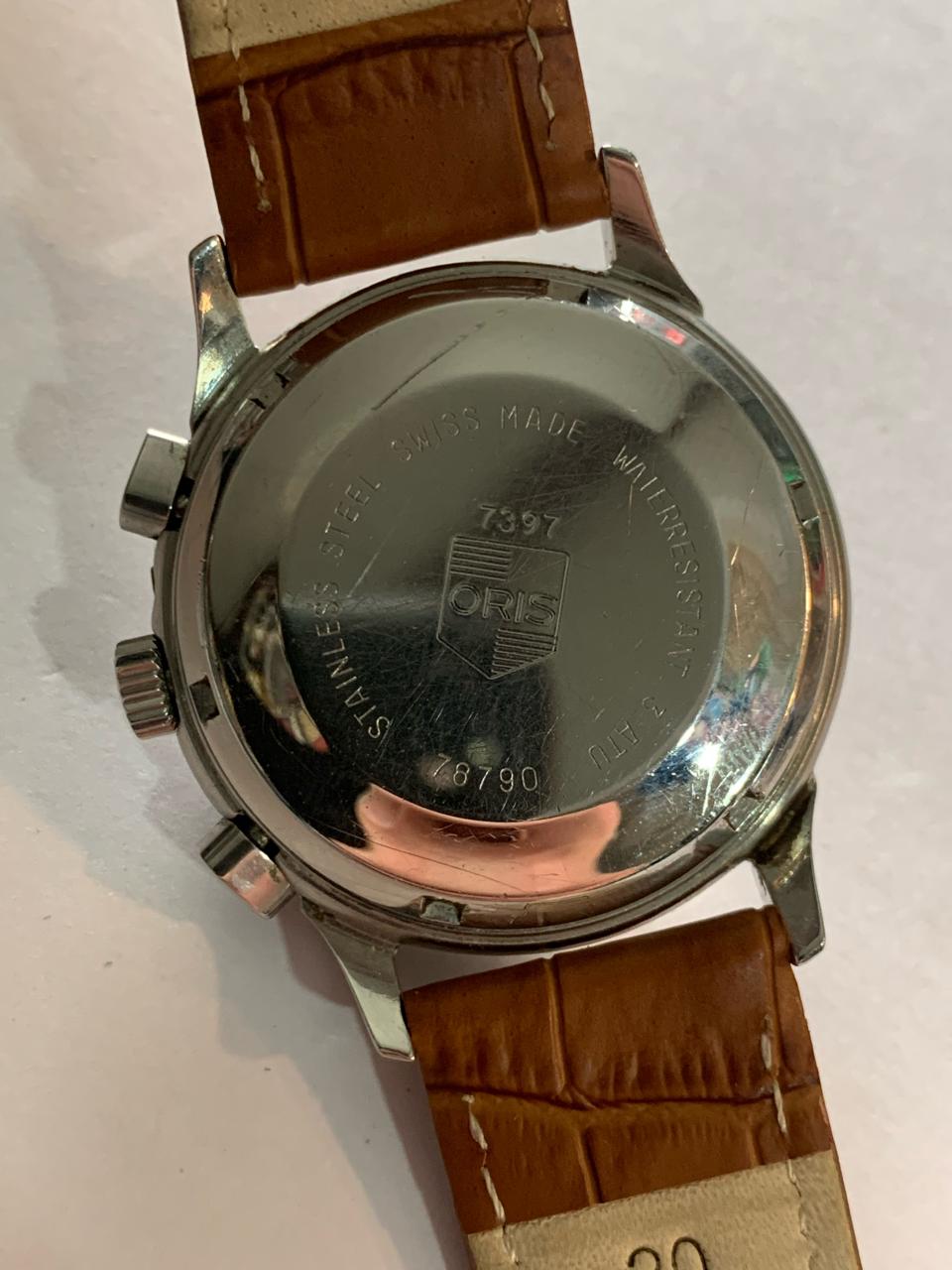 Oris Pilot Chronograph Ref 7397. Case 37mm. Quickset Date. Cal 8750. Yers 1980.