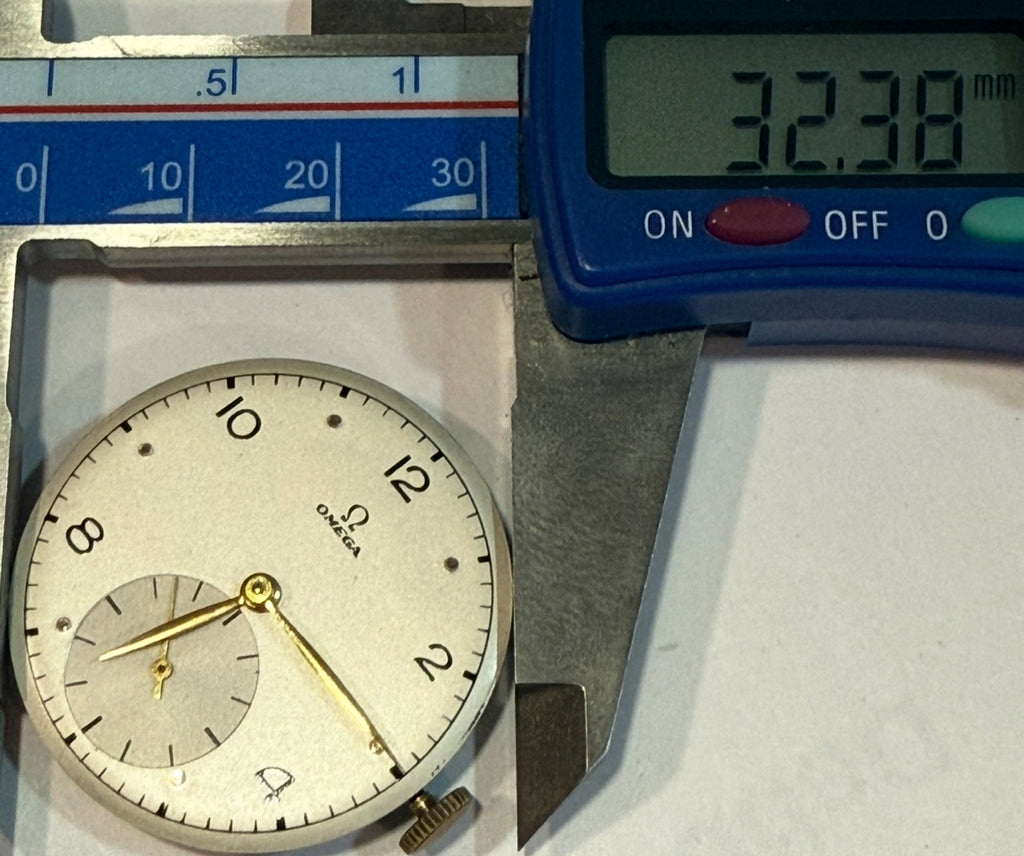 Vintage Omega Manual Wind Movement – Caliber 26.5 / 30T2 – Rare Antique Swiss Watch Mechanism (32.38mm)