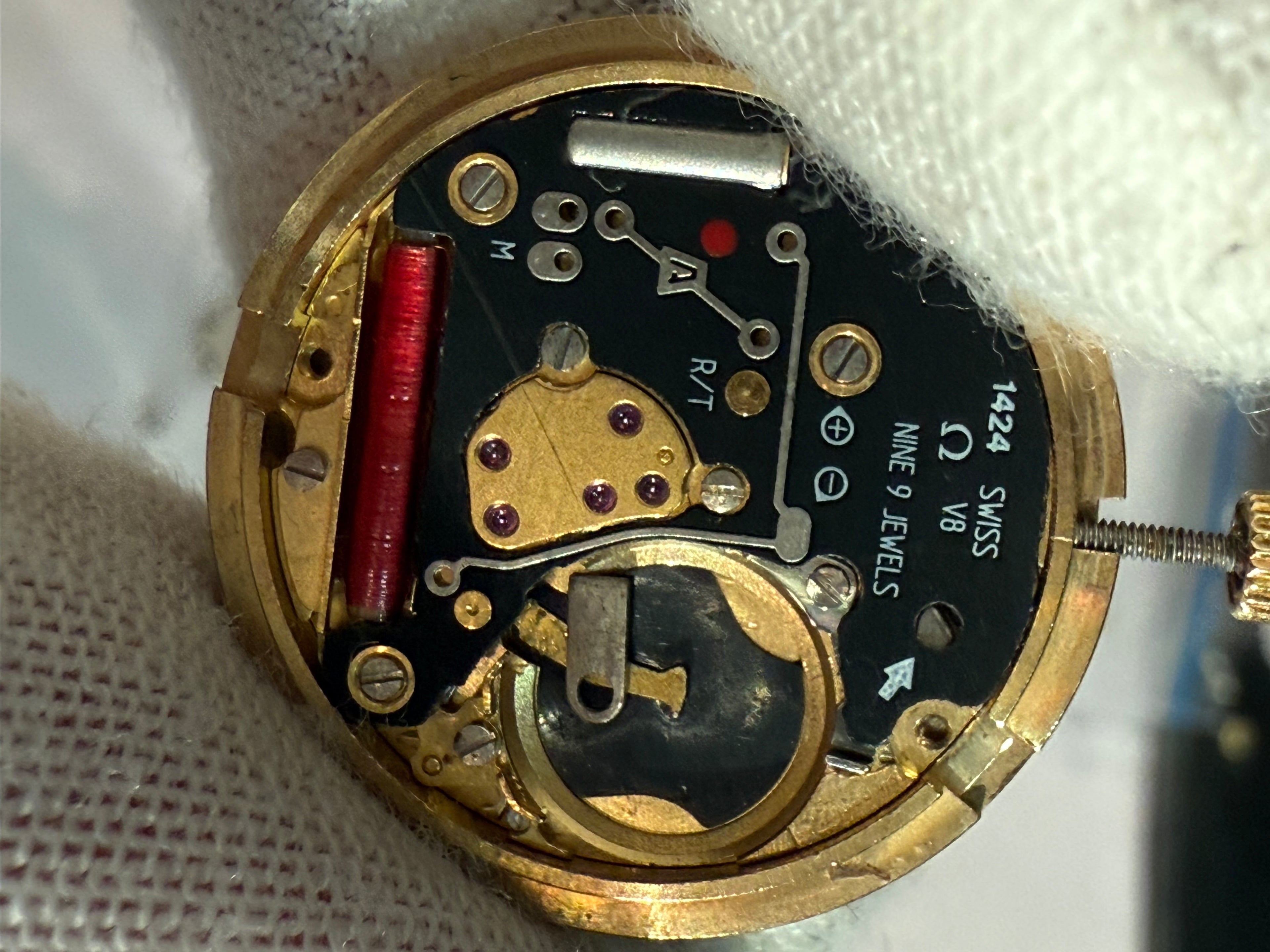 Omega Constellation Dial & Movement – Cal. 1424 | 18K Gold Original Crown | Complete & Functional