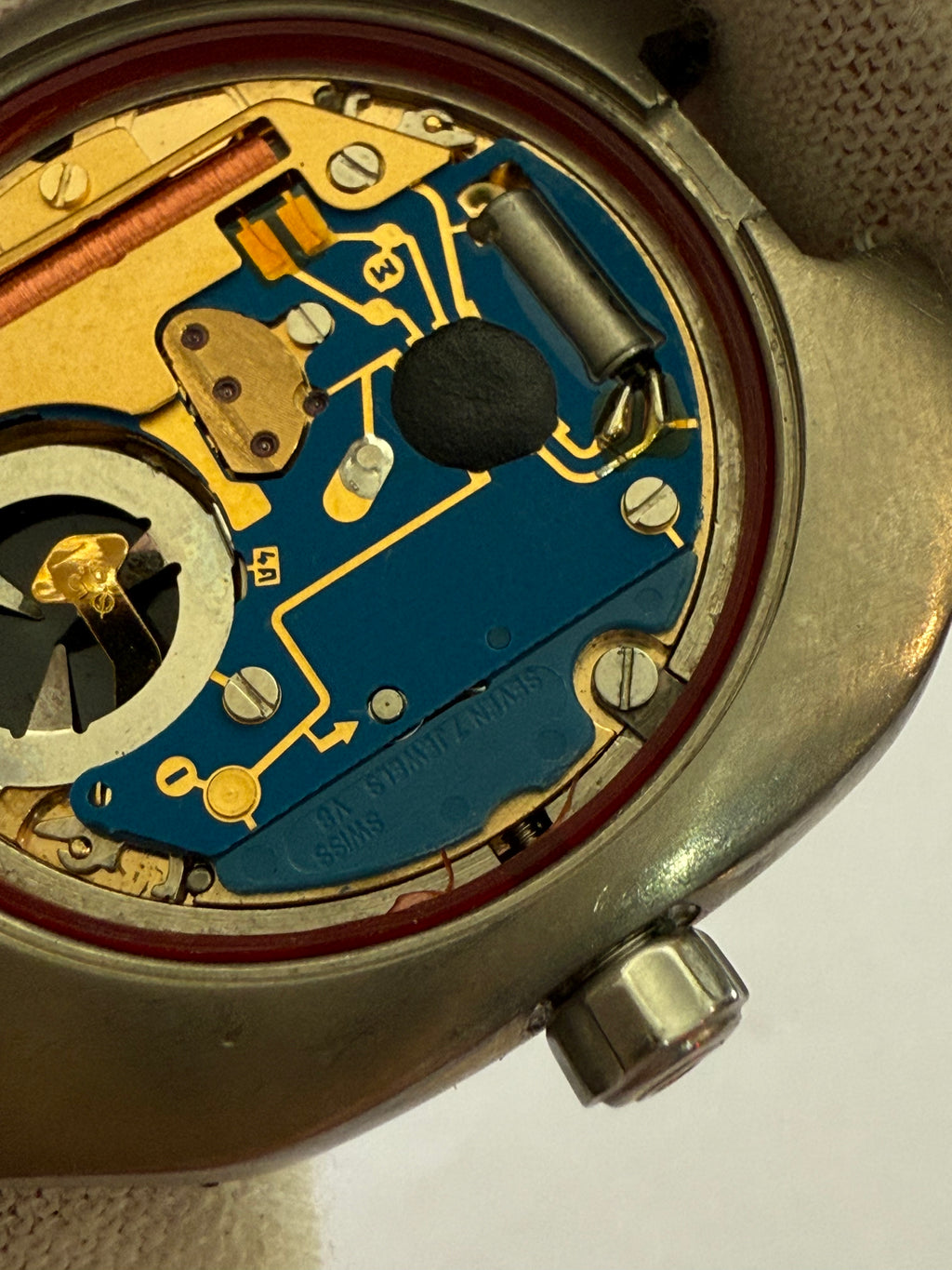 Omega Seamaster Titane Quartz • Diamond Dial • Cal. 1332 • Original Titanium Case