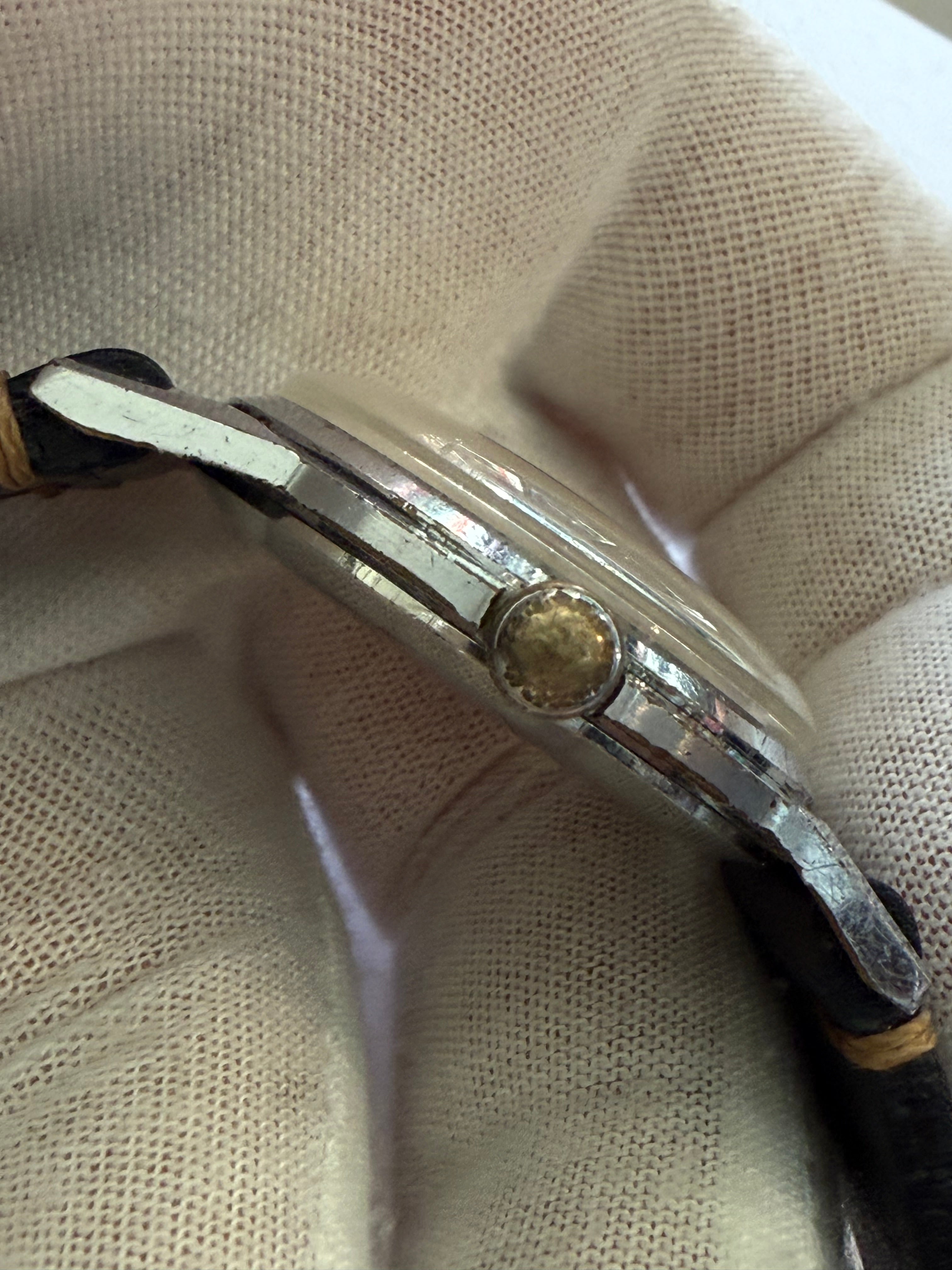 Vintage Technos Antimagnetic 33mm – Movement Manual. Serviced, work perfect.