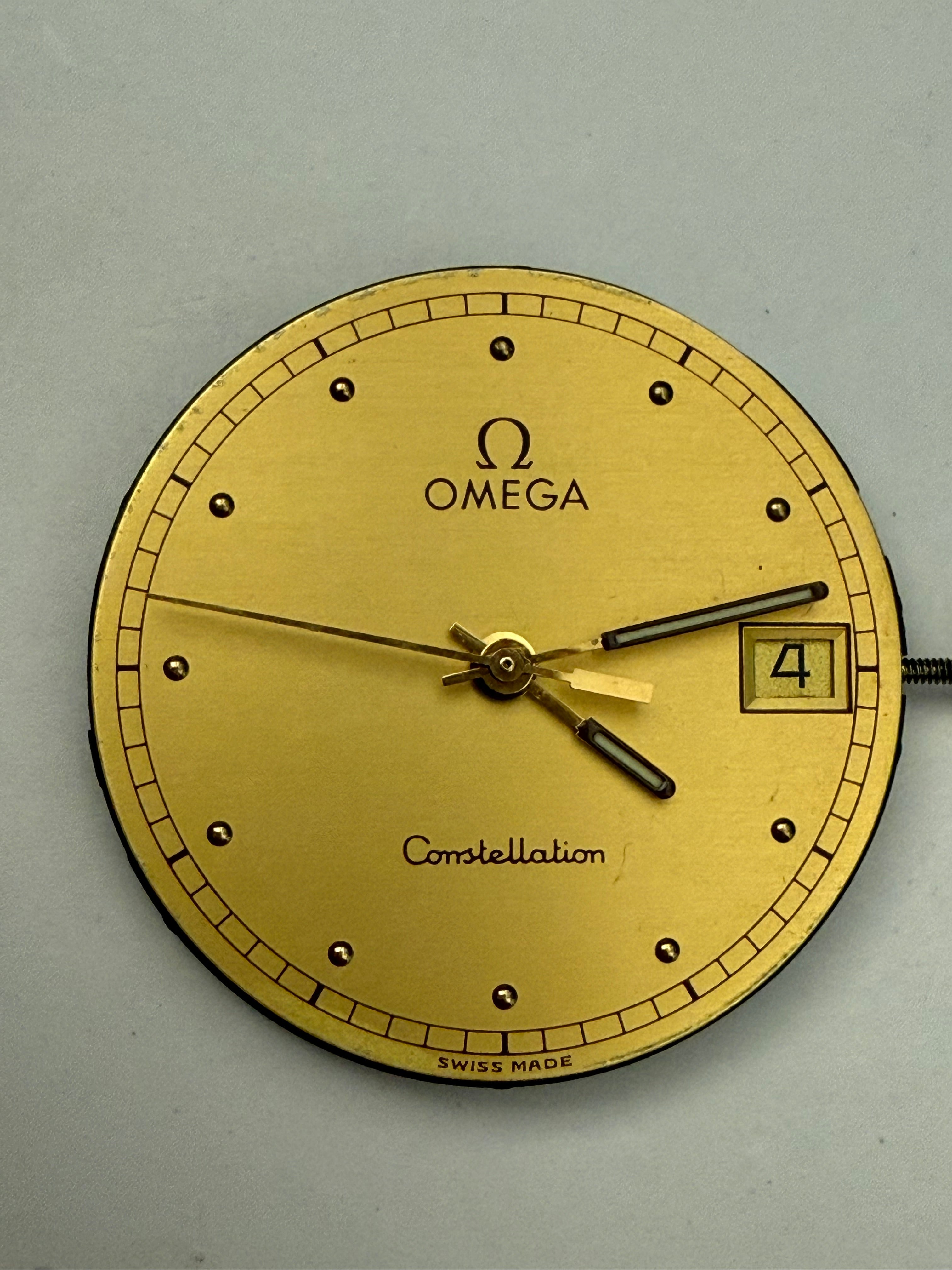 Omega Constellation Quartz Movement – Caliber 1538 • Gold Dial • Original 18K Omega Crown • Complete & Fully Working