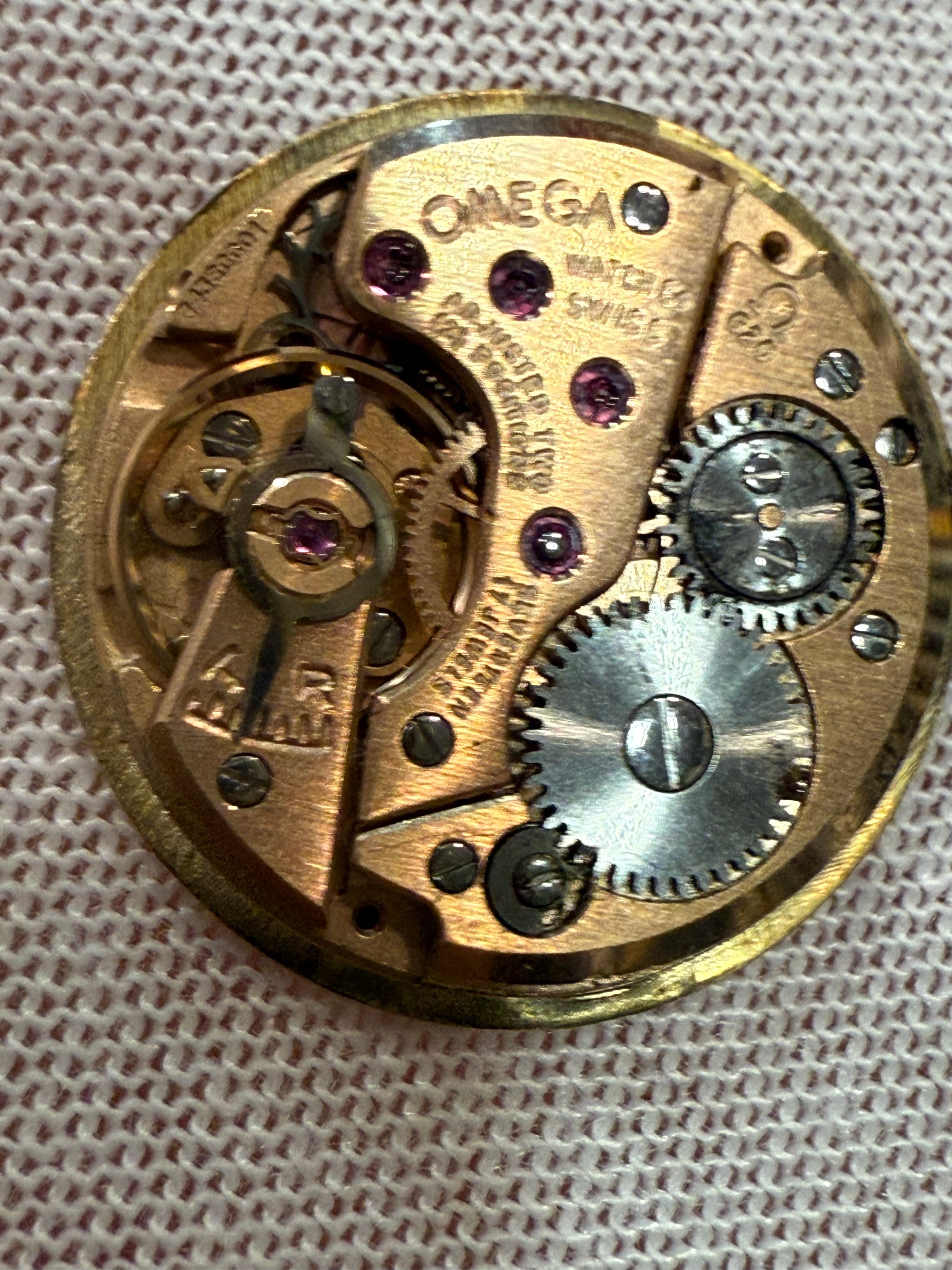 Omega De Ville Manual Movement – Cal. 620 – 17 Jewels – Serviced – Original Crown – Complete Set