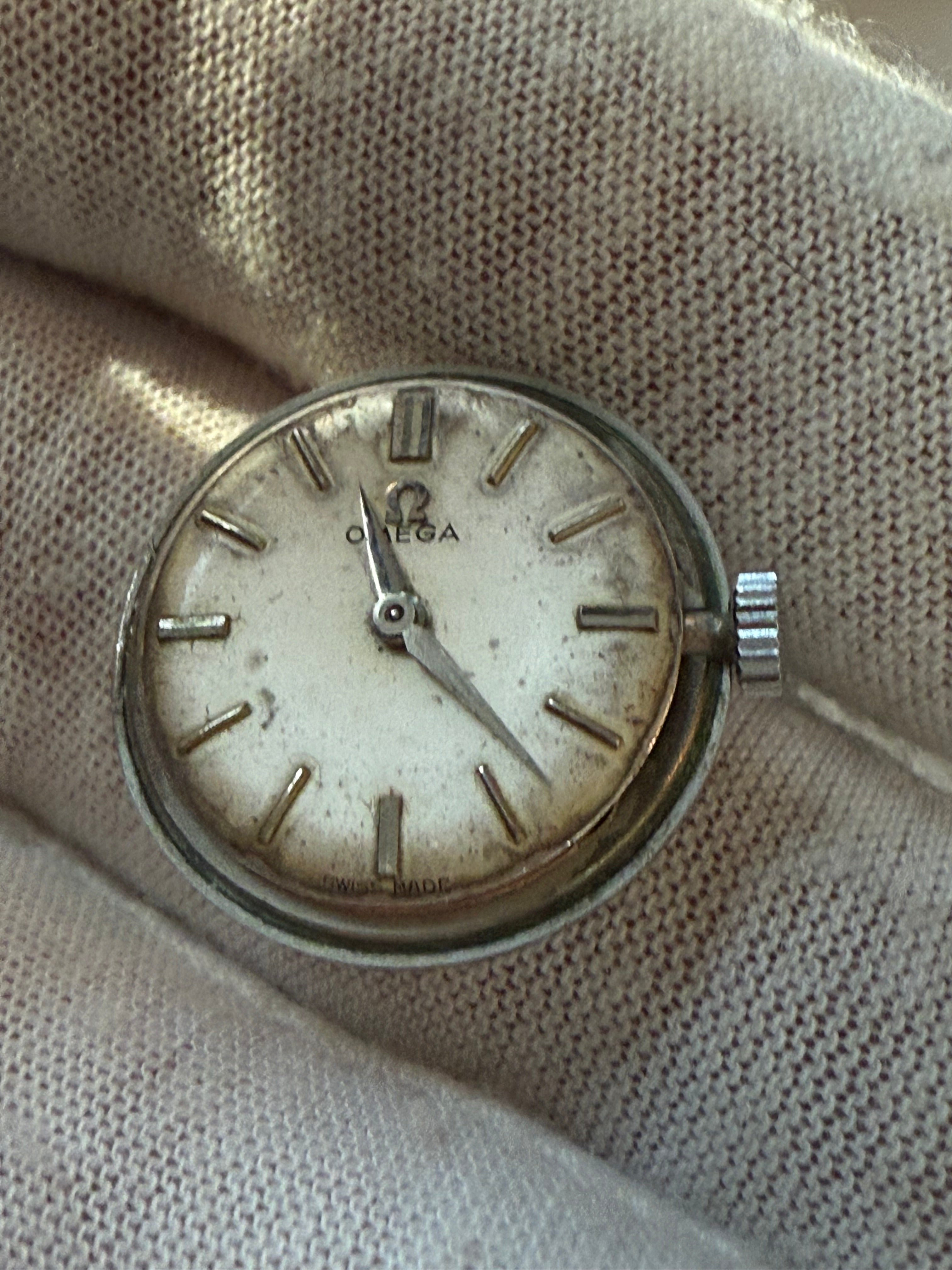 Pre-Owned. Omega Vintage Swiss Wristwatch – Caliber 245. Ref 27875. Work perfect