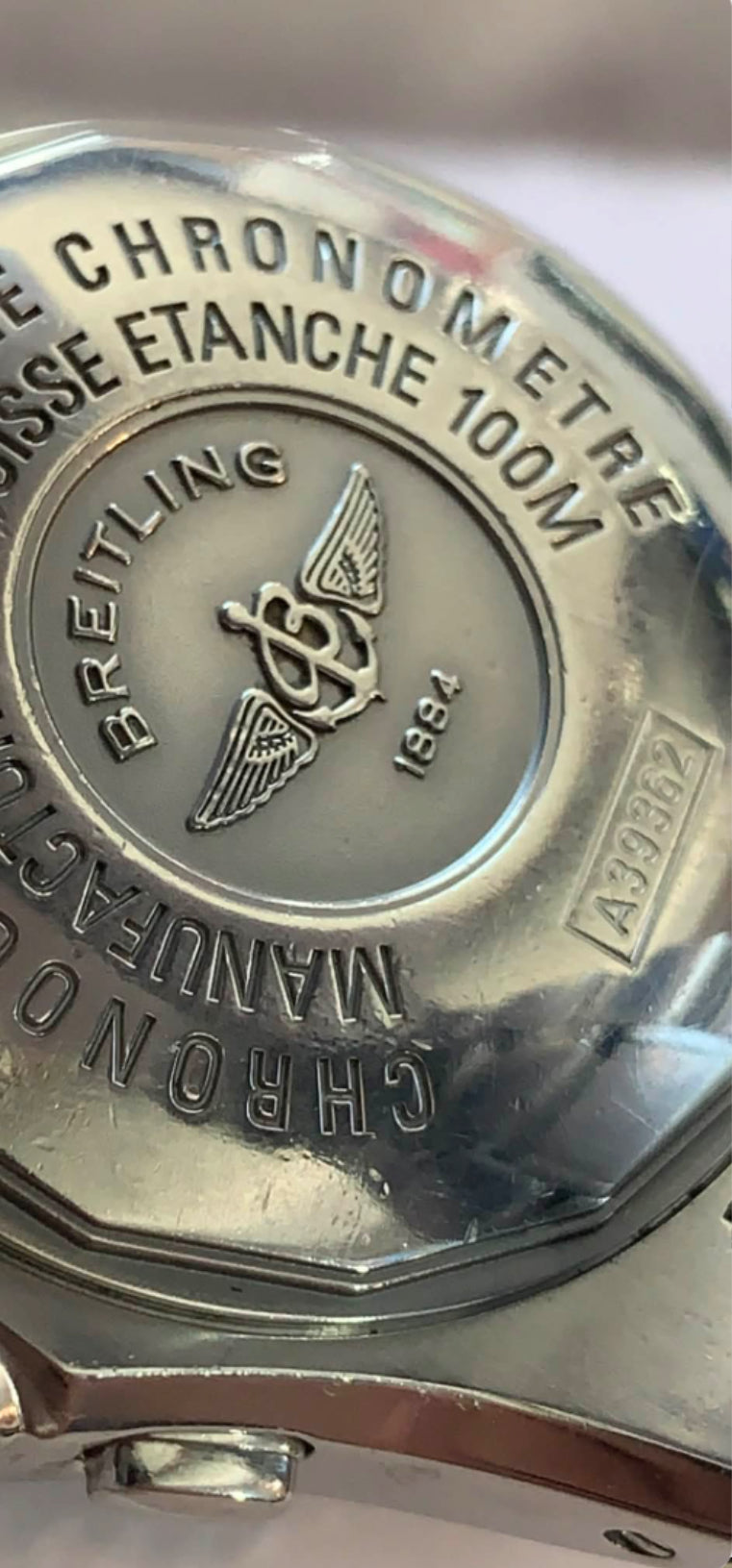 Breitling Hercules – Reference A39362 (Approx. 1992) Note: One chronograph pusher button is missing, but the chronograph mechanism itself works flawlessly.