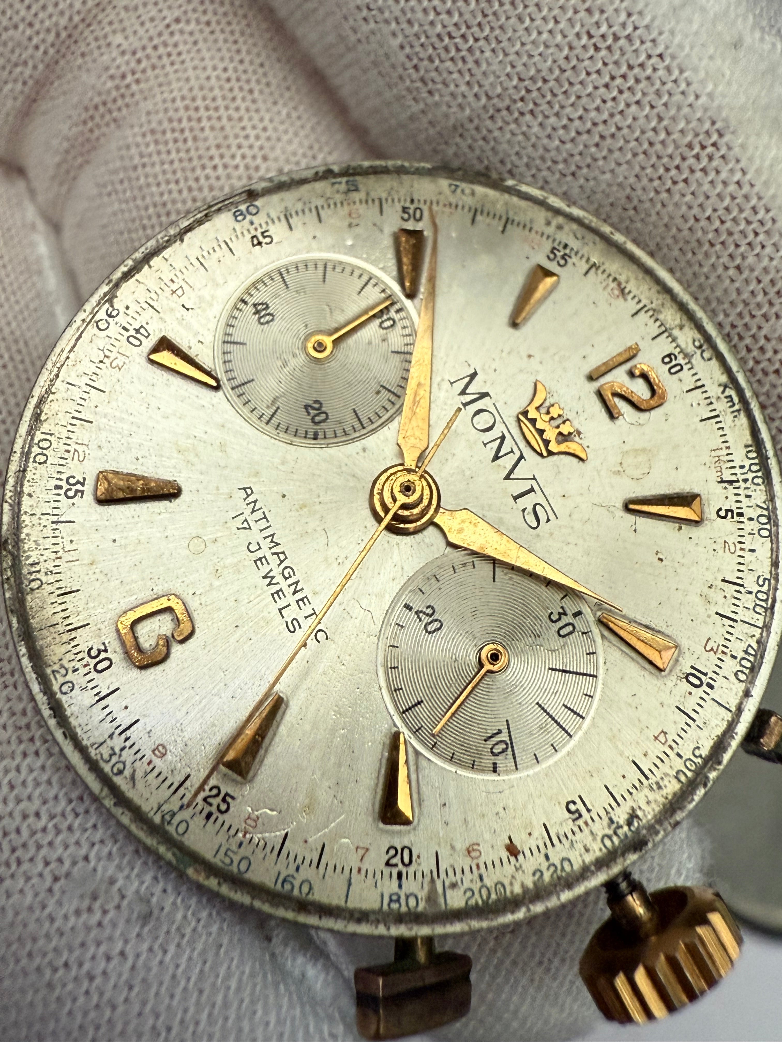 Landeron 248 Chronograph Movement • Fully Serviced • Complete Set with Pushers & Protective Cover • Perfect Working Condition