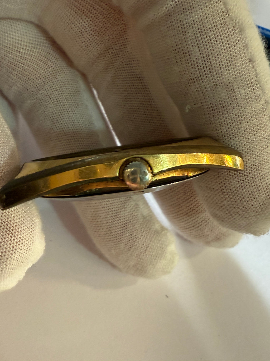 ZENITH 28800. Cal. 2562 Case 37mm. Manual with date. Work codition