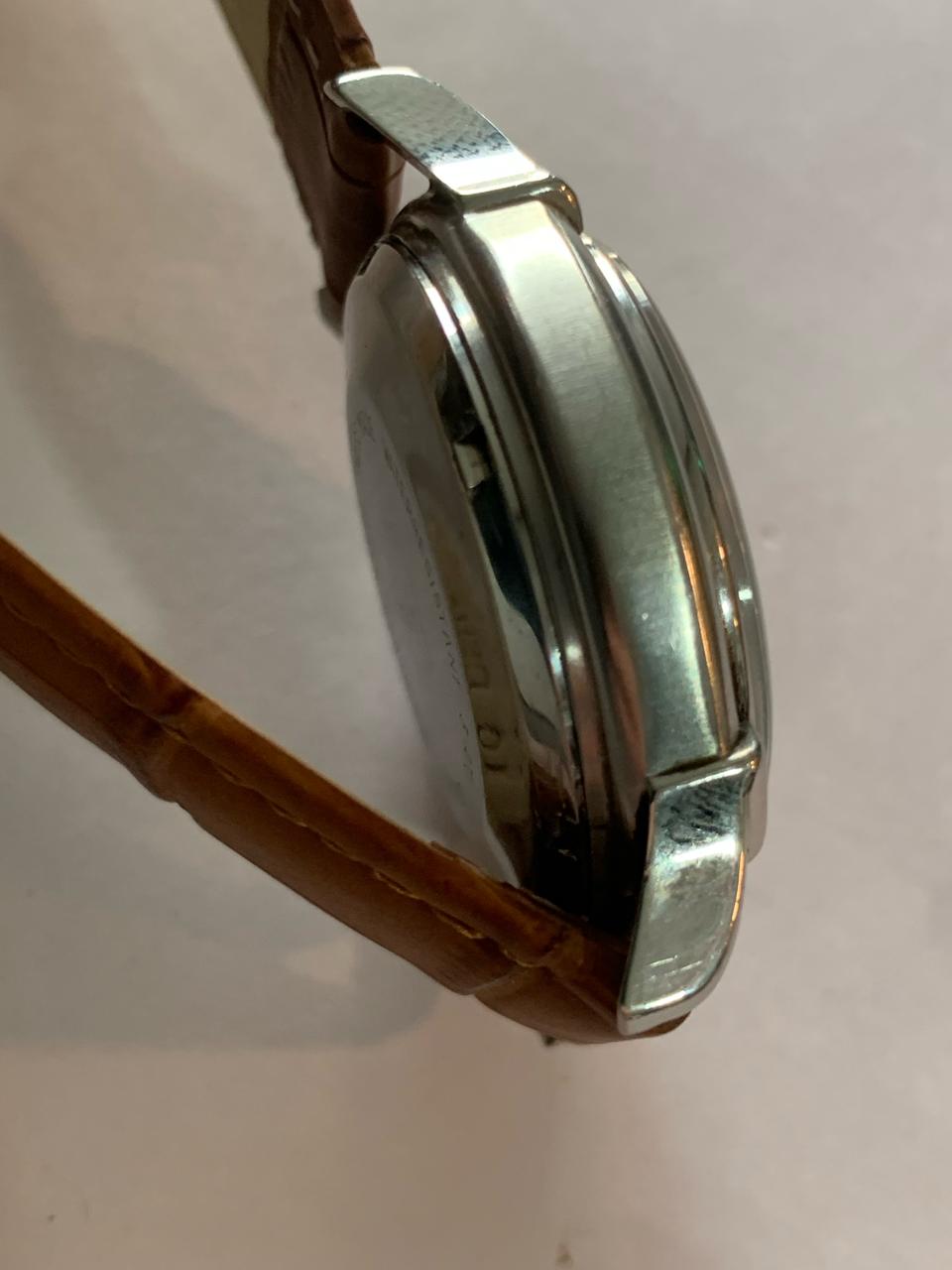 Oris Pilot Chronograph Ref 7397. Case 37mm. Quickset Date. Cal 8750. Yers 1980.