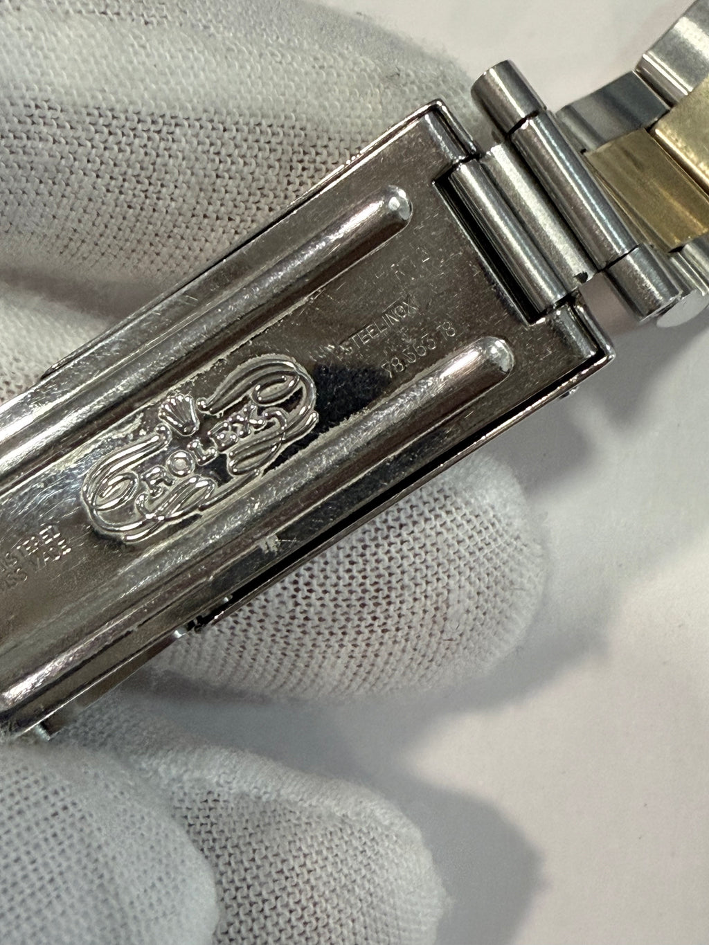 Pre-Owned. Rolex Datejust Automatic Ref. 16233 – Steel & 18k Yellow Gold – Oyster Bracelet 👌⌚