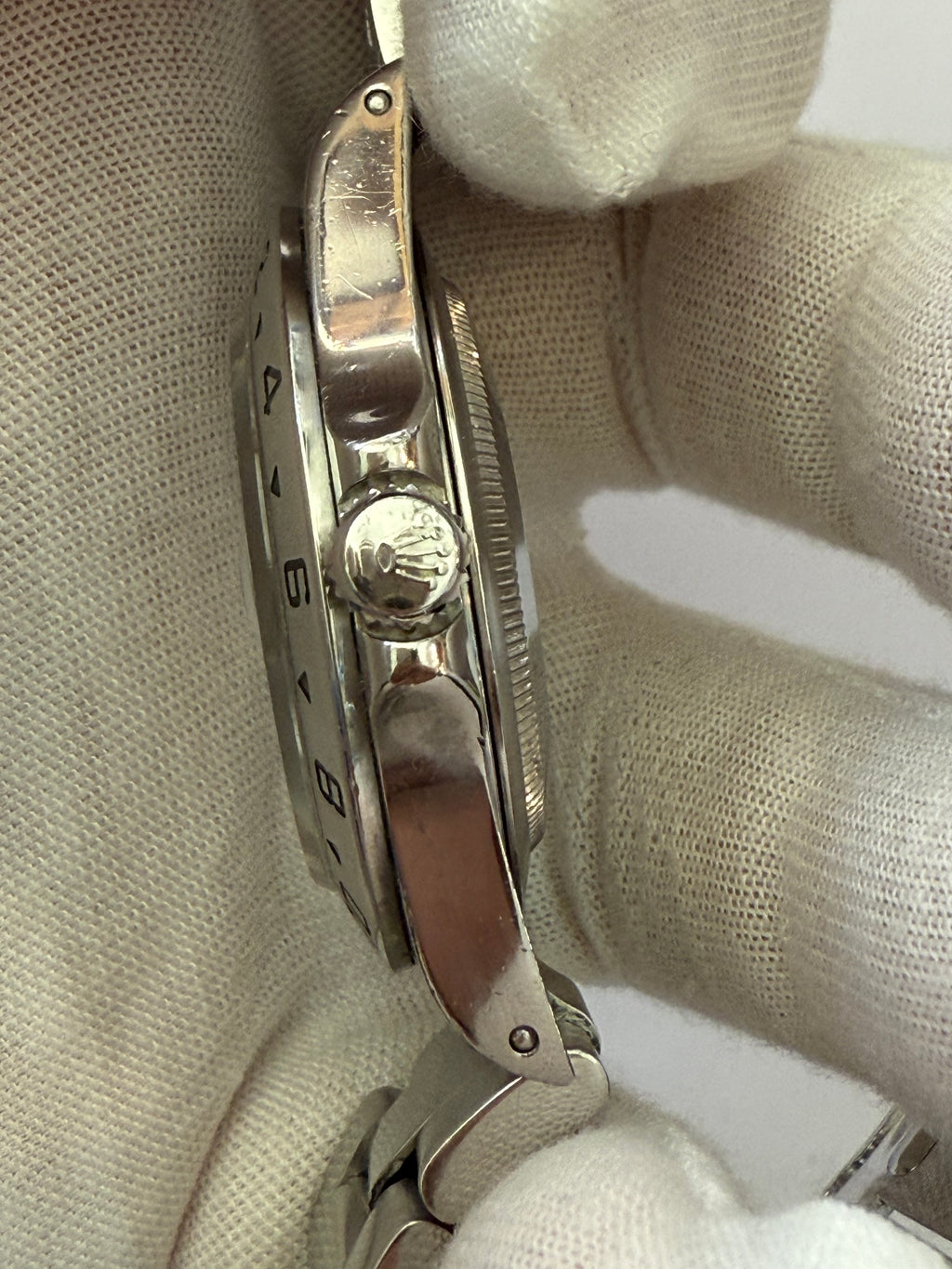 Rolex-Explorer-Ref-16570-cal-3186. Perfect Condition.