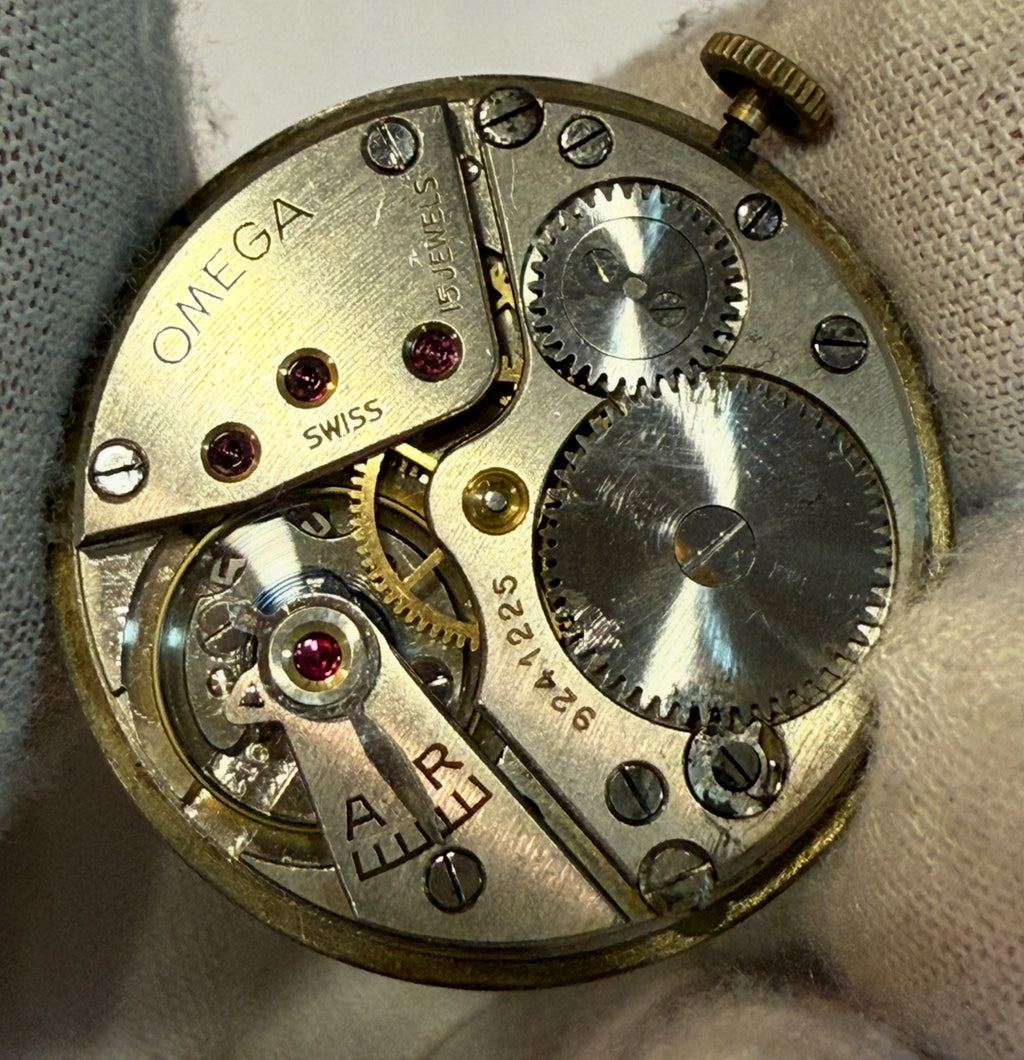 Vintage Omega Manual Wind Movement – Caliber 26.5 / 30T2 – Rare Antique Swiss Watch Mechanism (32.38mm)
