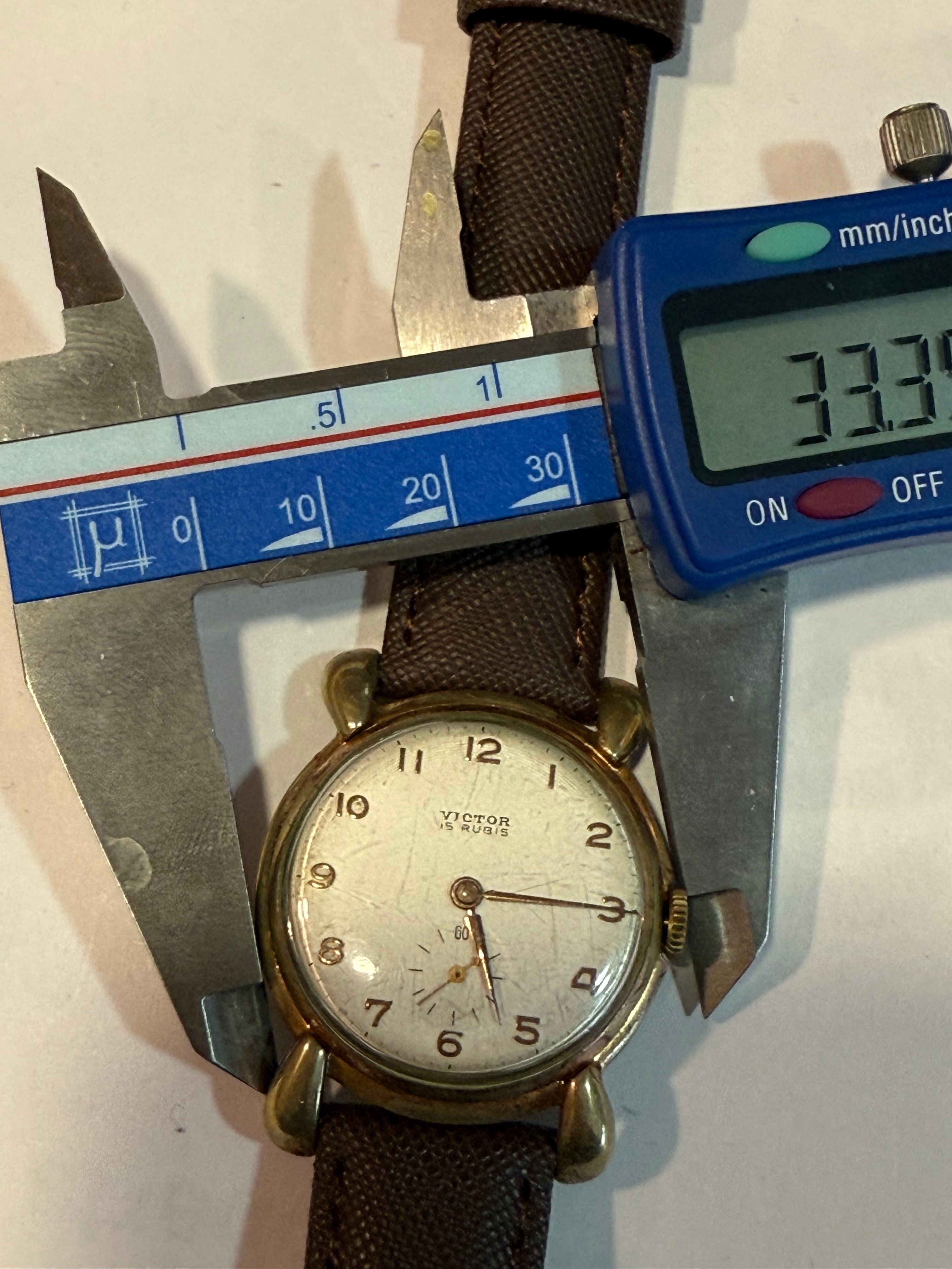 Victor Vintage Swiss Watch – 15 Rubis, Mechanical Hand-Wound, 33mm