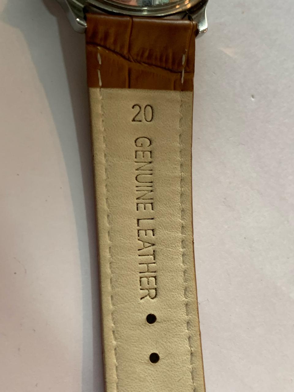 Oris Pilot Chronograph Ref 7397. Case 37mm. Quickset Date. Cal 8750. Yers 1980.