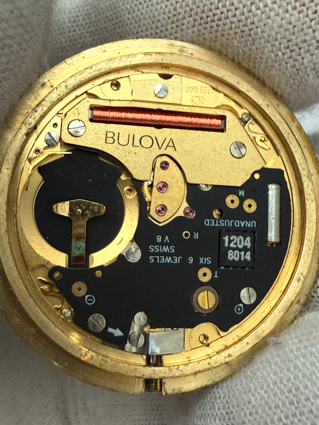Bulova Quartz Movement – ETA 255.441 • 29.8 mm Gold Dial • Date • Fully Working
