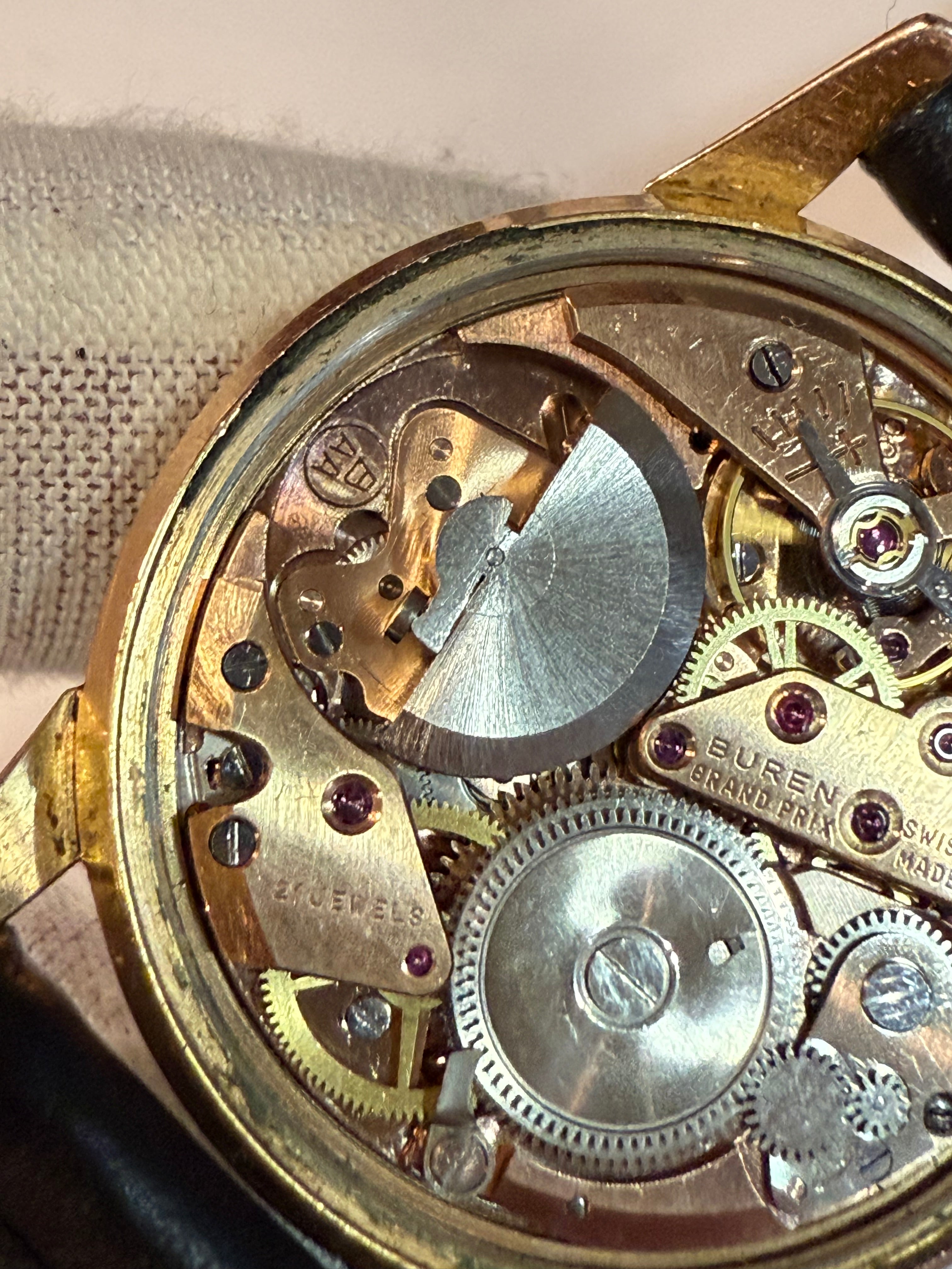 Buren Grand Prix “Super Slender” – Swiss Automatic Vintage Watch