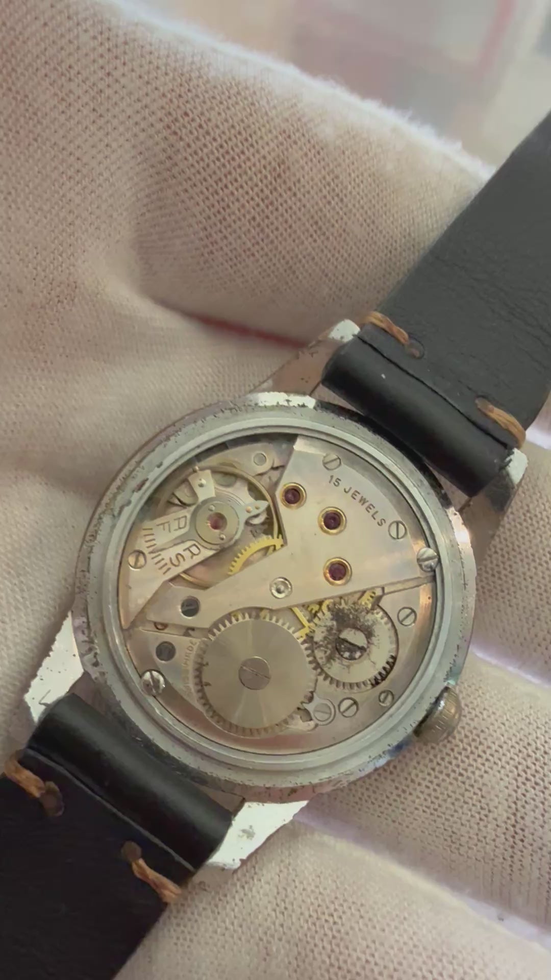 Vintage Technos Antimagnetic 33mm – Movement Manual. Serviced, work perfect.